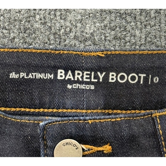 Chico's Platinum Barely Boot Jeans Womens 0 Regular Dark Wash Stretch Denim - Picture 8 of 14